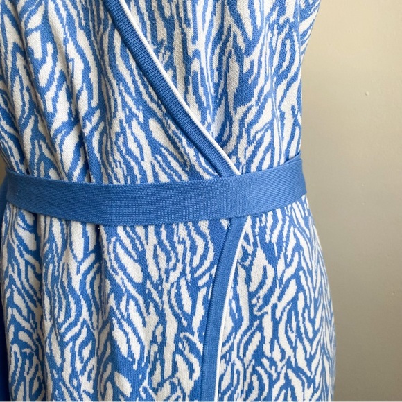 Diane von Furstenberg Collared Midi Wrap Floral Blue White Sweater Dress XL - Picture 9 of 14